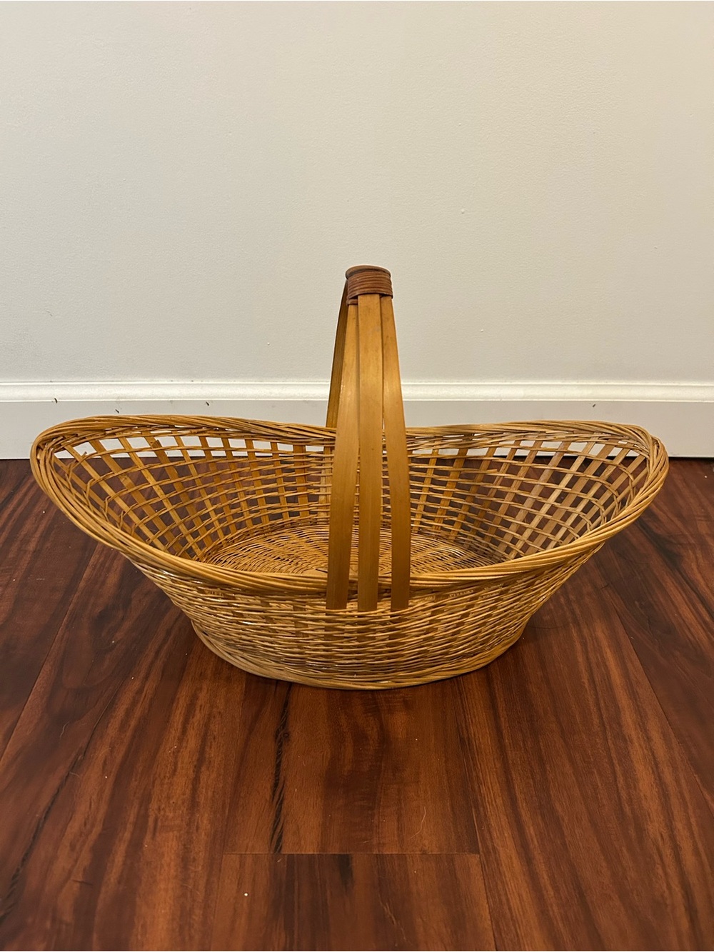 Vintage Sturdy Oval Wicker Woven Basket with Tall Handle - Honey Brown